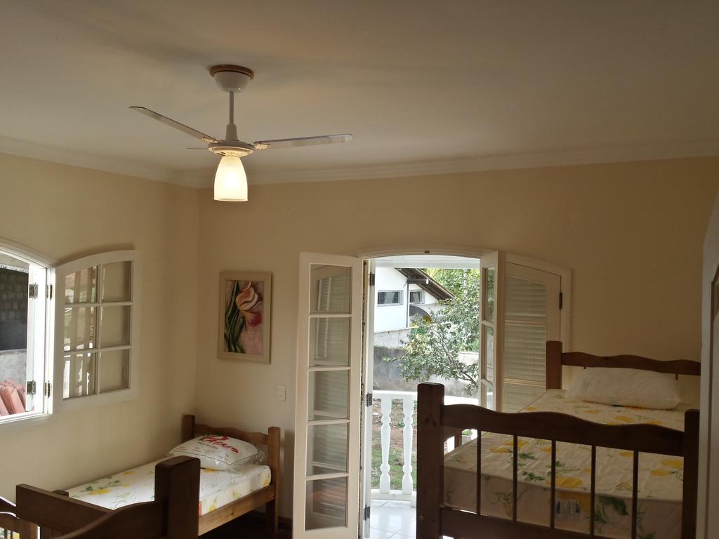 Canguru Hostel Araquari Rum bild
